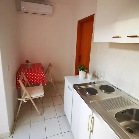 Διαμέρισμα Apartman Lazic2 Sreser