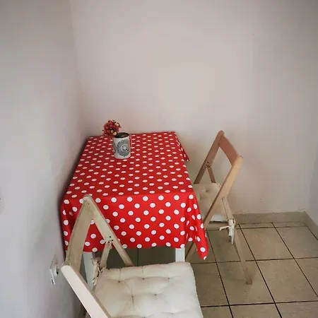 Apartment Apartman Lazic2 Sreser